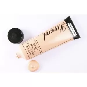 Laval Secret Beauty Foundation ~ Natural Ivory
